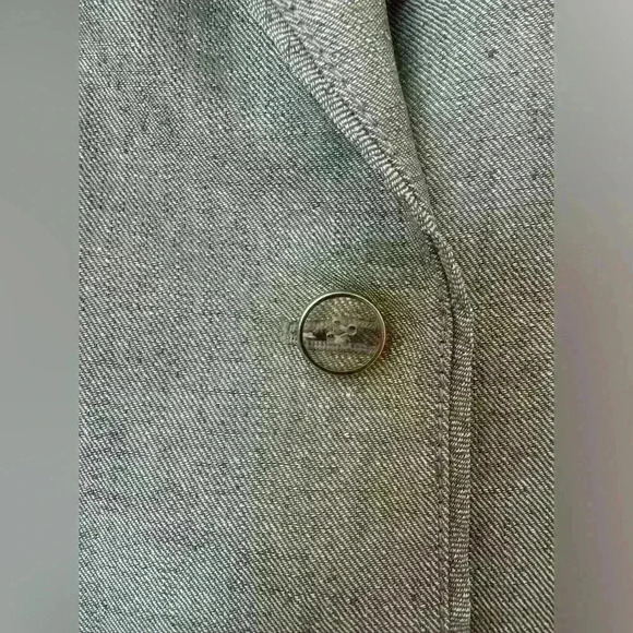 EUC Kasper women’s tailored suit jacket, clear buttons, perfect condition! - Picture 4 of 7
